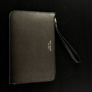 Kate Spade wristlet bag